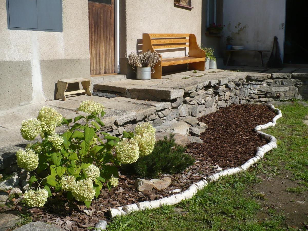 Chalupa Na Bidylku Jindřichŭv Hradec Exteriör bild